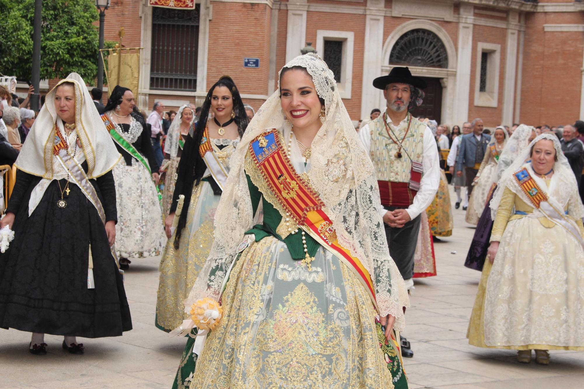 La fuerza de las Fallas en la Procesión de la Virgen (y IV, la comitiva oficial)