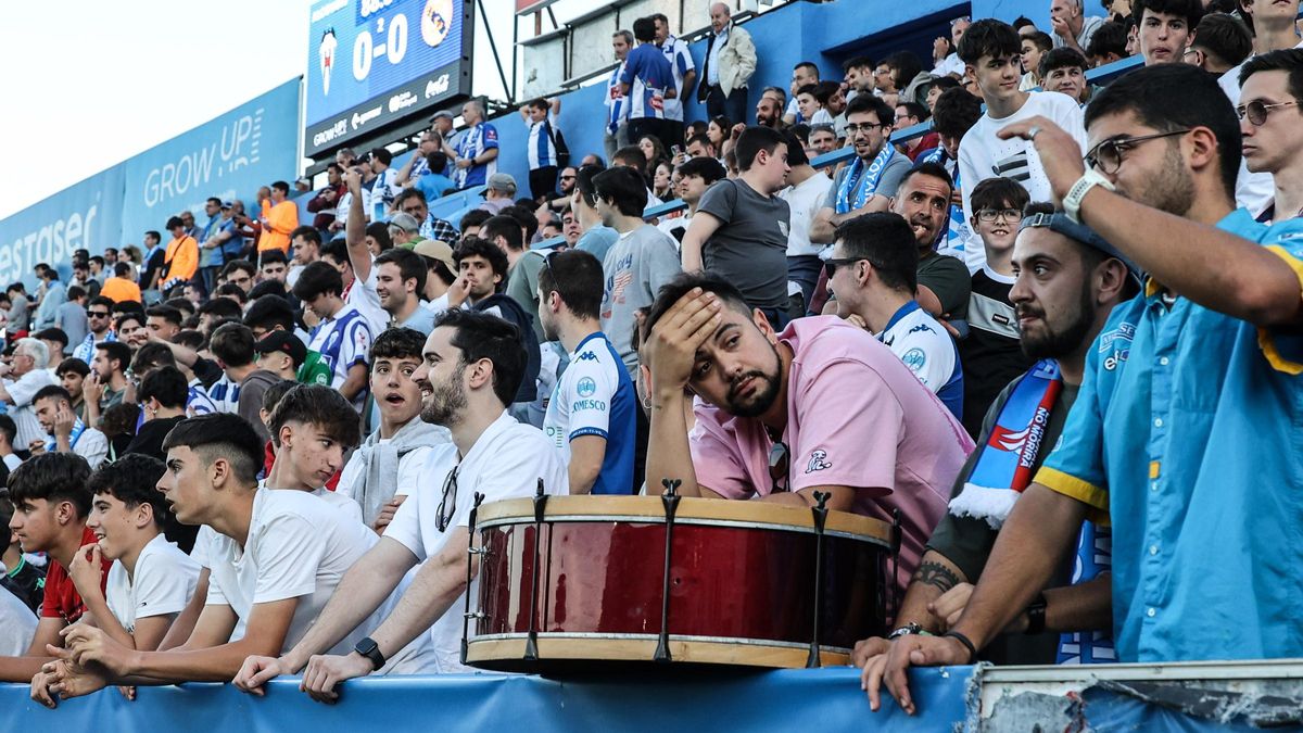 Alcoyano - Real Madrid Castilla: estas son las imágenes del descenso a Segunda Federación