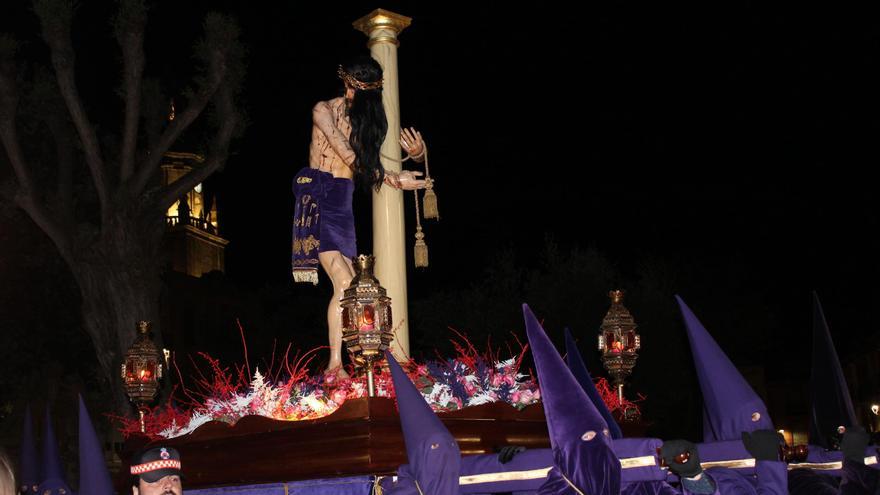 Expectación y frío en el traslado del Ecce Homo en Toro