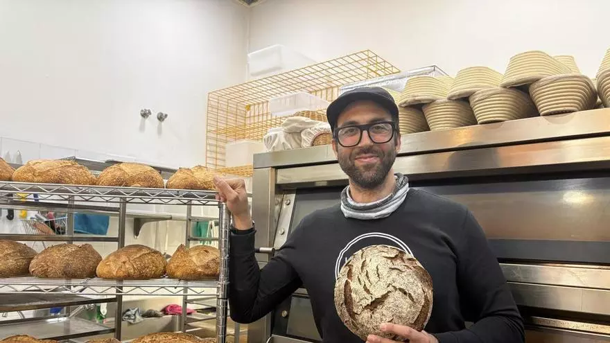 VÍDEO | Así es el obrador de Cáceres con uno de los mejores panes de España