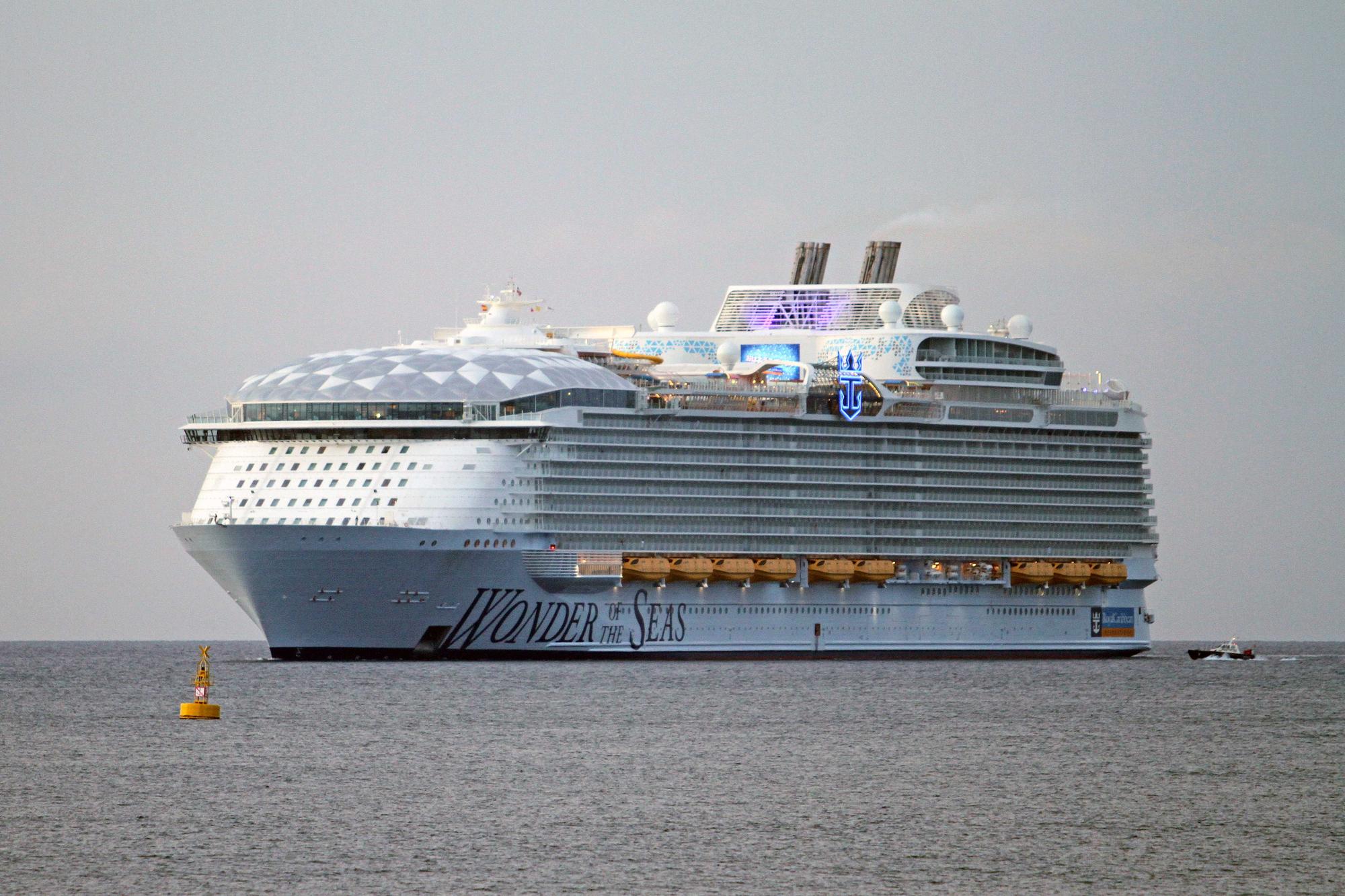 El 'Wonder of the Seas', el crucero más grande del mundo, ya está en Palma