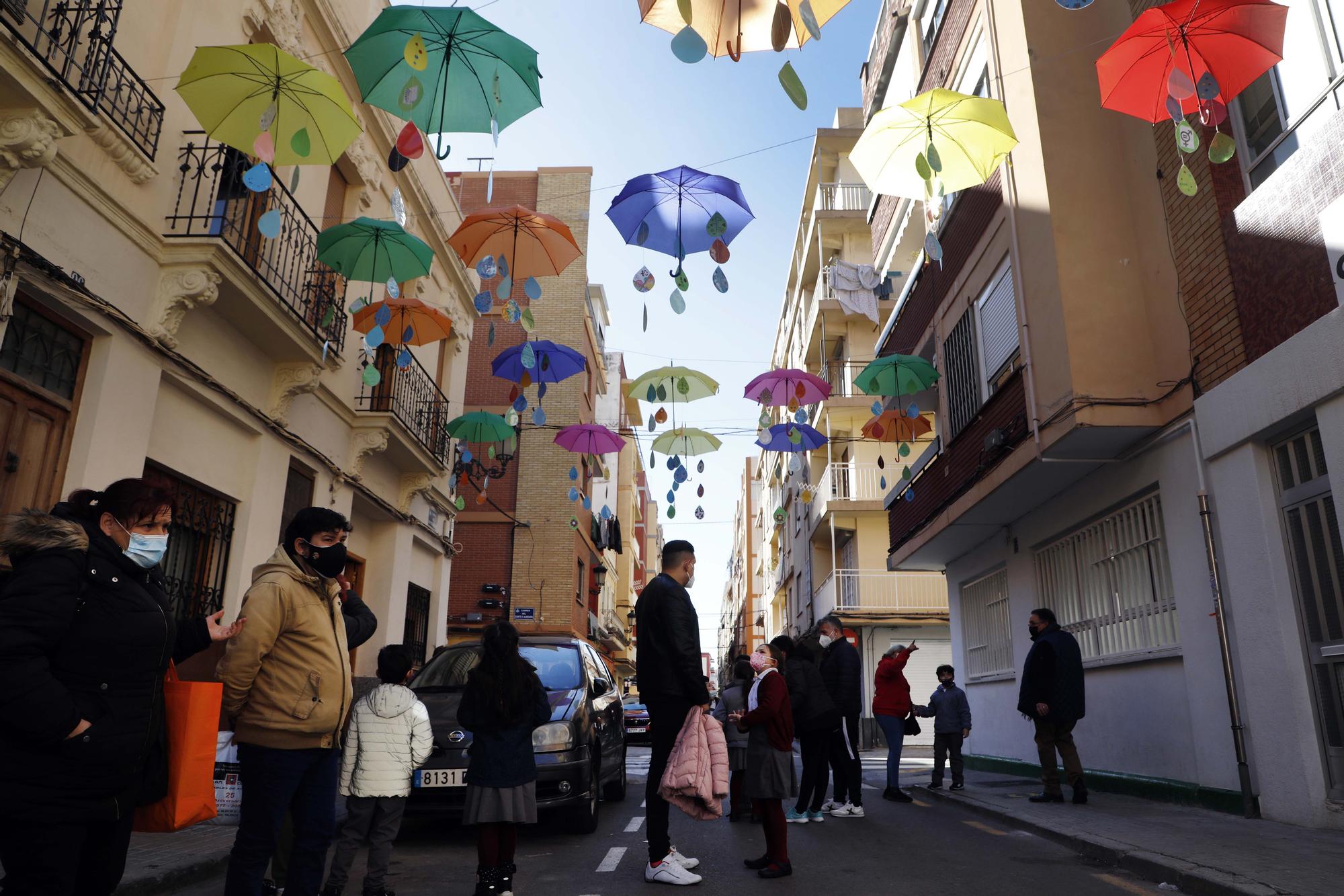 Pluja de desitjos pel Dia de la Pau