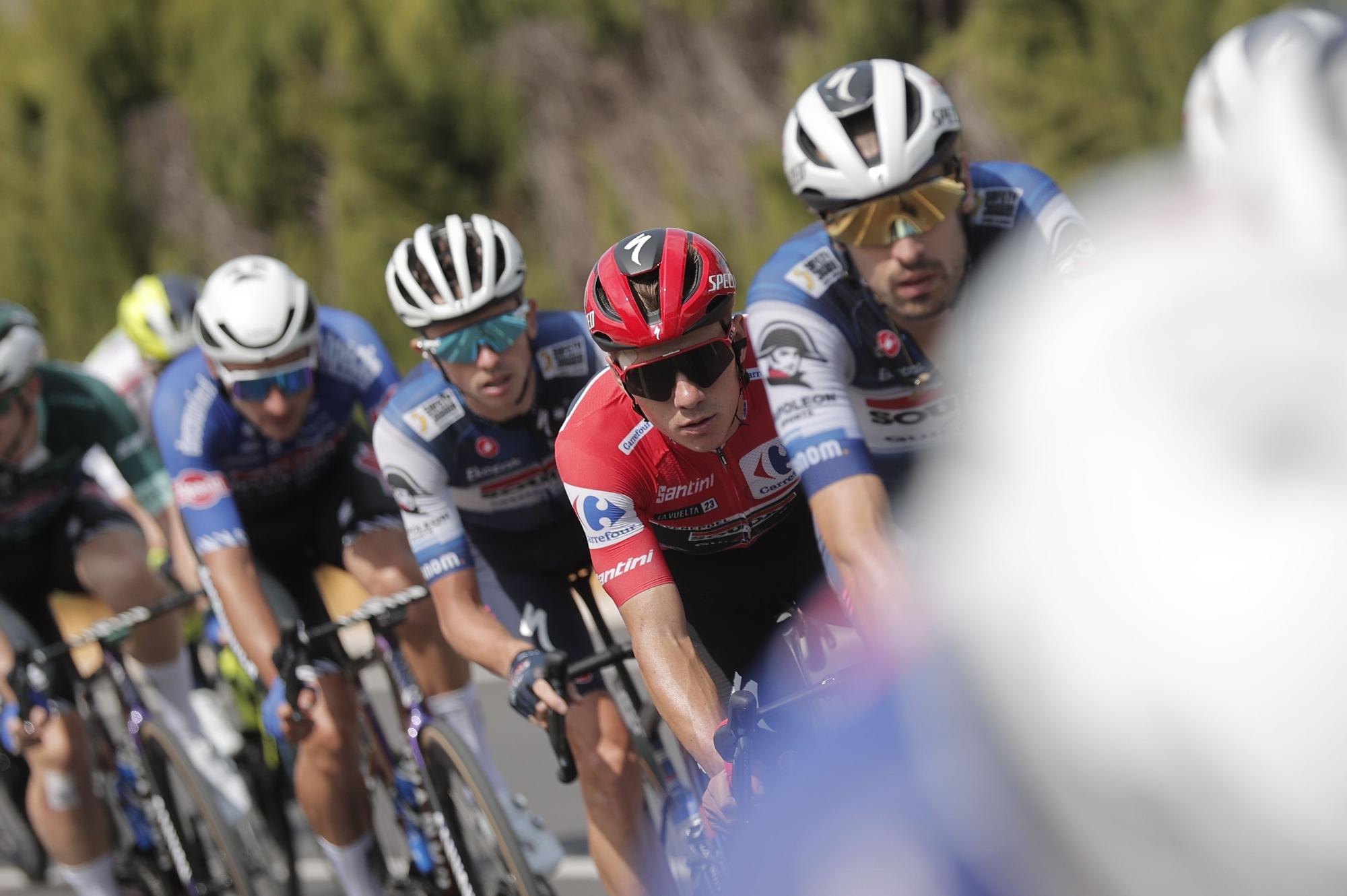 Las imágenes de la etapa de la Vuelta a España entre Morella y Borriana