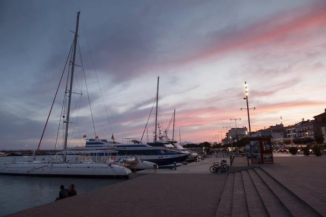 Atardecer en el Club Náutico de Cambrils.