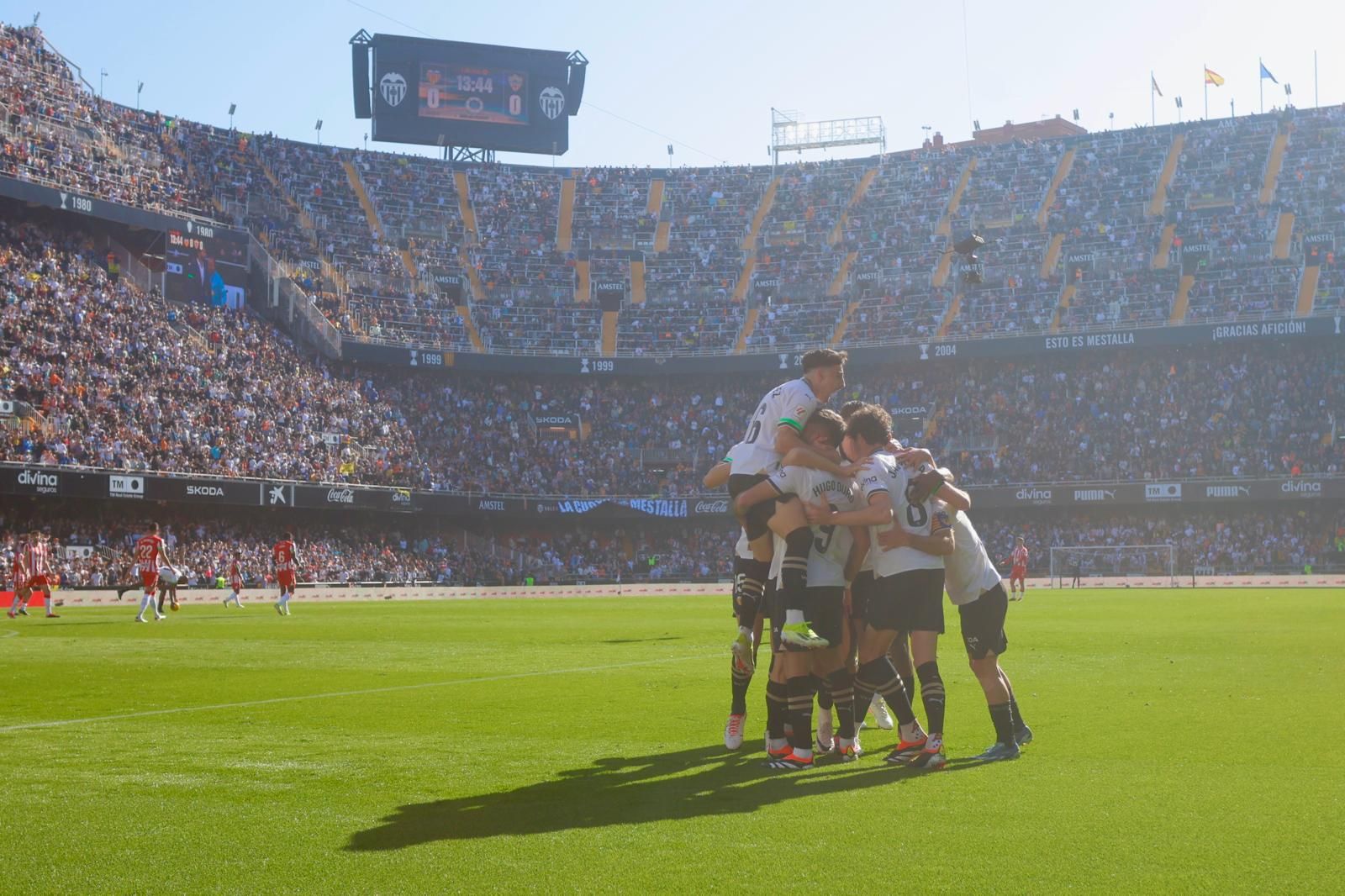 El Valencia - Almería, en imágenes