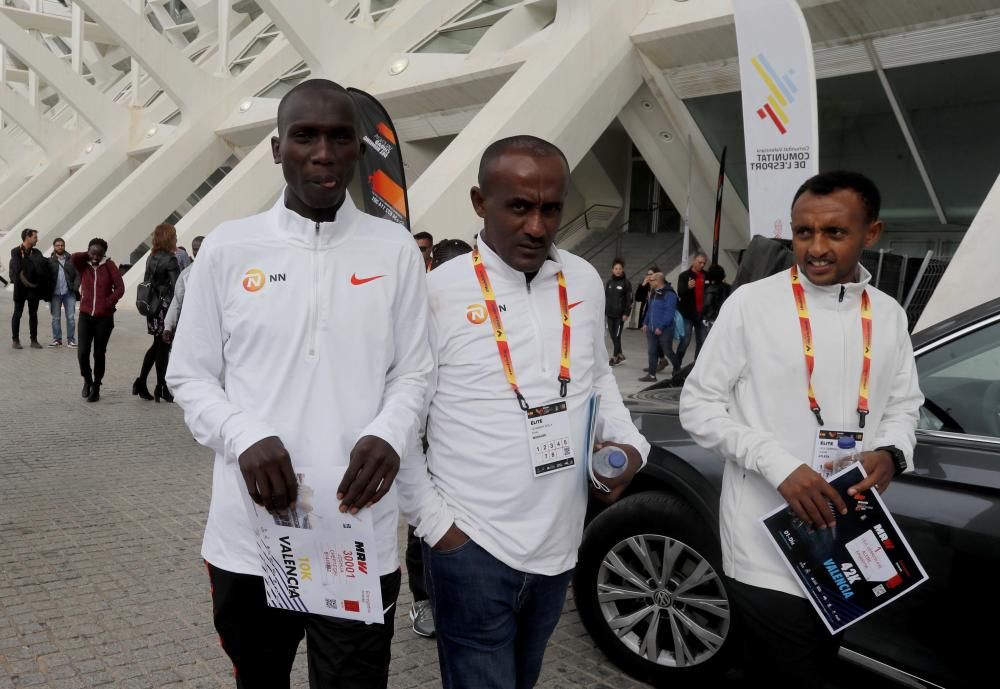 Presentación de los atletas élite del Maratón Valencia Trinidad Alfonso y 10k