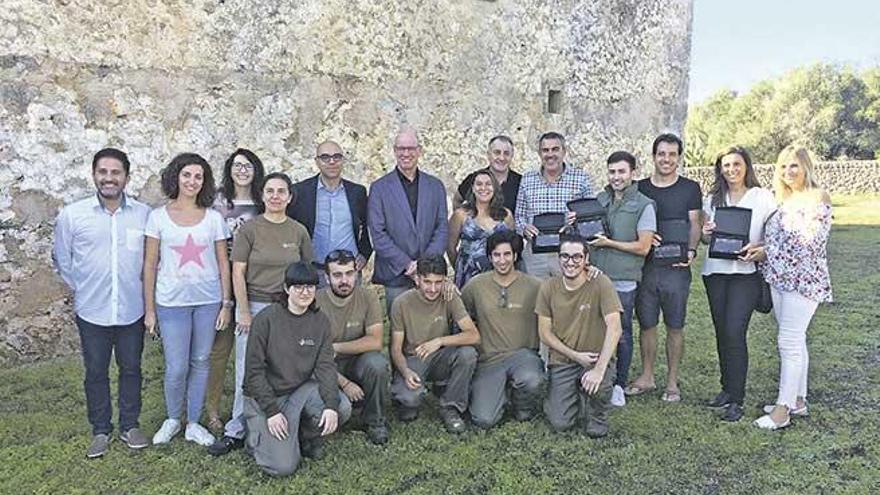 Participantes en el programa, autoridades locales, empresarios y otros agentes implicados, ayer.