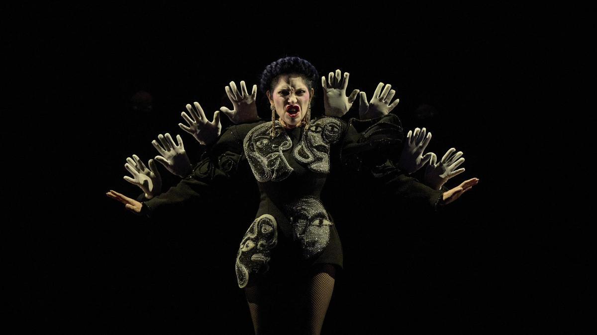 Vivica Genaux, mezzosoprano que interpreta a Melissa en la ópera 'La liberazione di Ruggiero dalla'isola d'Alcina', de Francesca Caccini, en Teatros del Canal.
