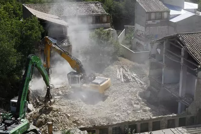 EN IMÁGENES | Así ha sido la demolición del antiguo reformatorio del Buen Pastor de Torre Ramona