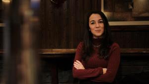 La escritora Nerea Pallares, autora de la novela Punto de araña.