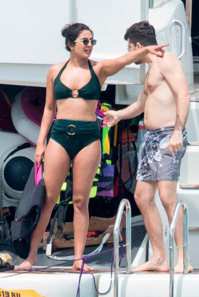 Priyanka Chopra en Miami con Bikini