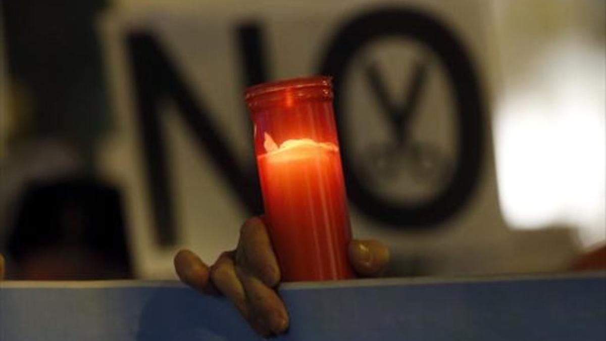 Detalle de una protesta contra los cortes de luz.