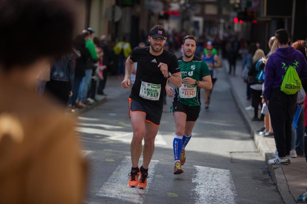 Hassanne Ahouchar gana el 44 maratón de Elche