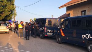 Efectivos policiales en el lugar donde se produjo la fatídica pelea