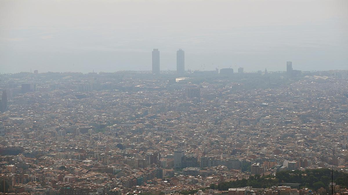 Imagen de archivo de la contaminación de Barcelona