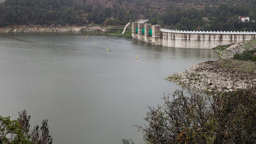 El pantano de Beniarrés duplica sus reservas en cinco meses