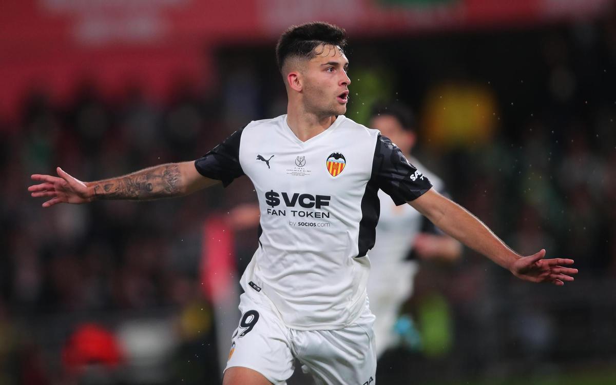 Hugo celebra el gol ante el Real Betis en la Final de La Cartuja