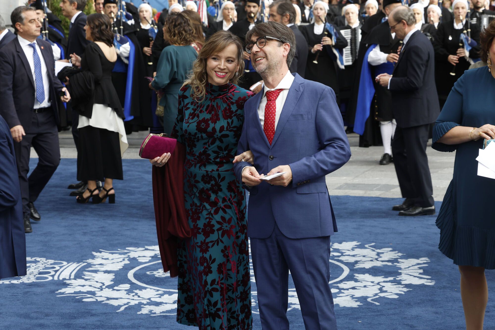 Así fue la llegada de los invitados a los premios "Princesa de Asturias" y su paso por la alfombra azul