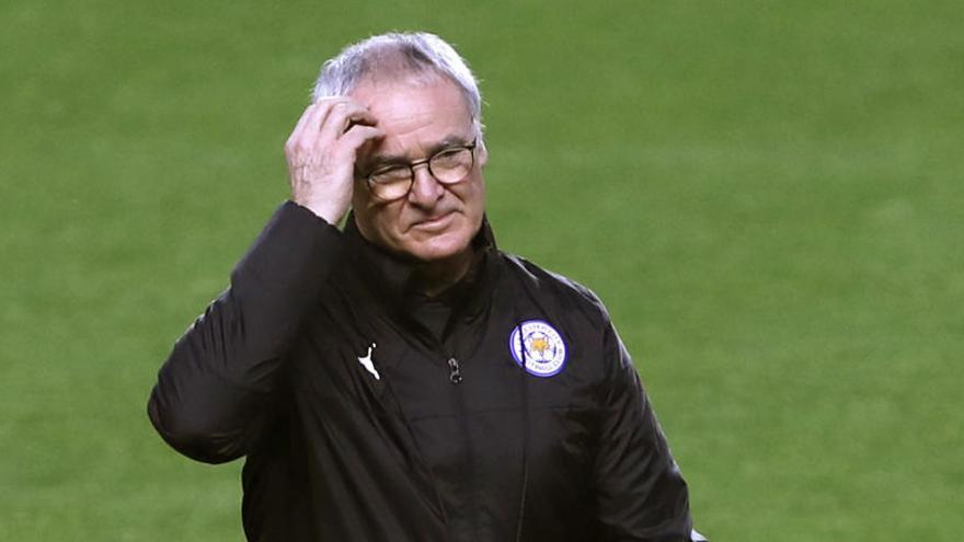 El Leicester destituye a Claudio Ranieri