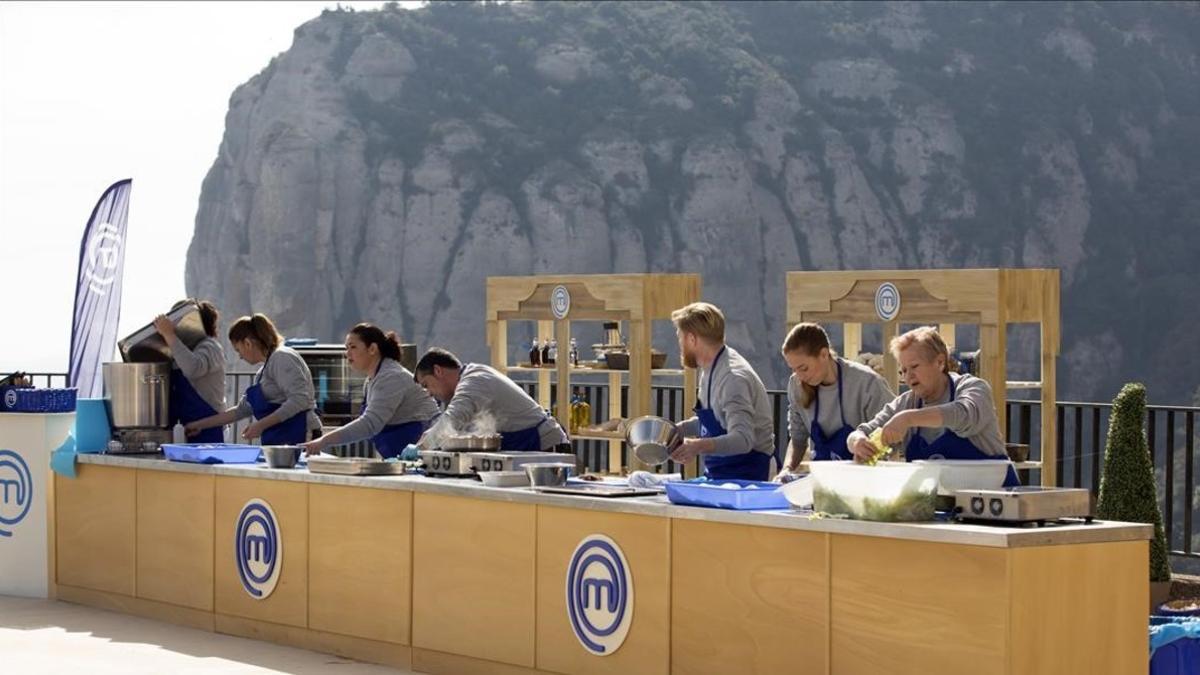 Los concursantes de 'Masterchef', cocinando en Montserrat