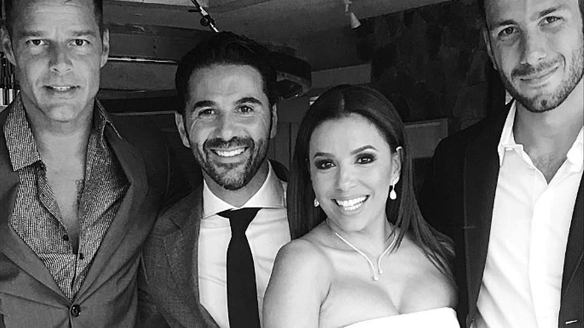Ricky Martin, Eva Longoria, Pepe Bastón y Jwan Yosef, novio de Martin, en la boda.