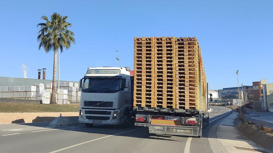 L’Alcora asumirá el tramo industrial de la CV-16 y eliminará el carril bici