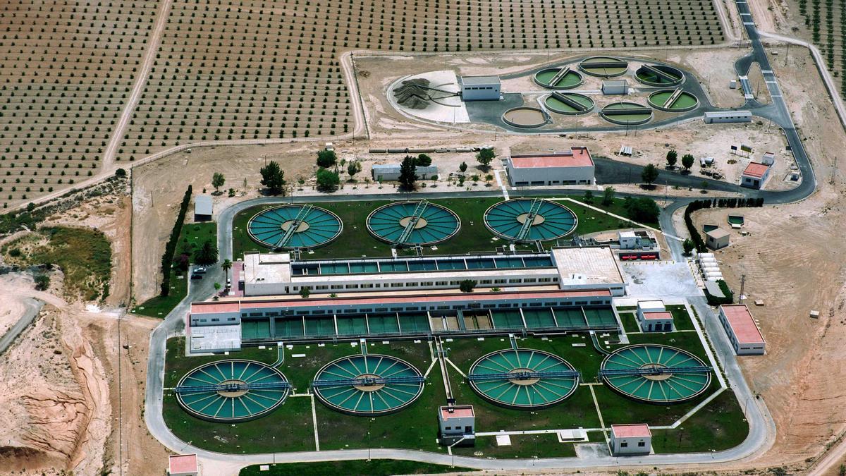 Potabilizadora de Torrealta, en la pedanía oriolana de La Murada