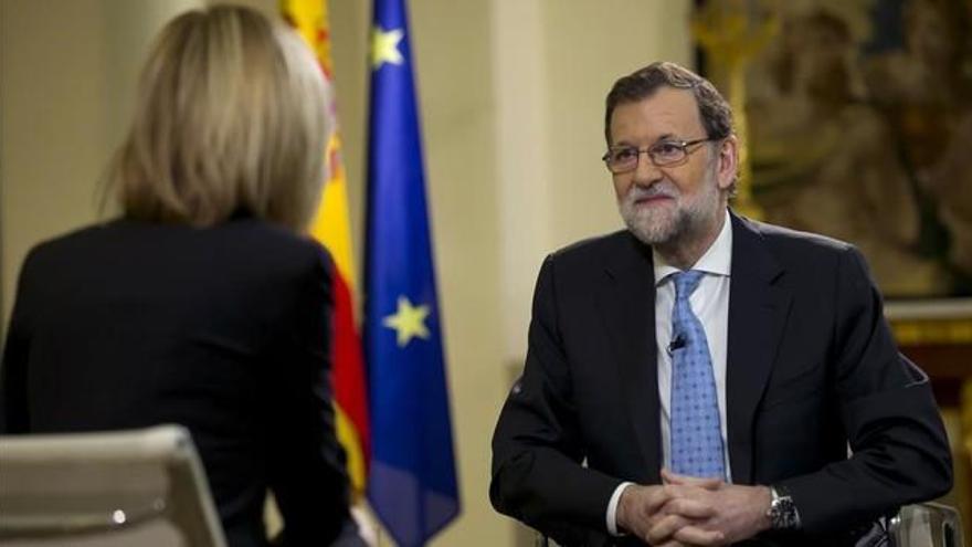 Mariano Rajoy: &quot;El pacto de PSOE y Ciudadanos no sirve para nada&quot;