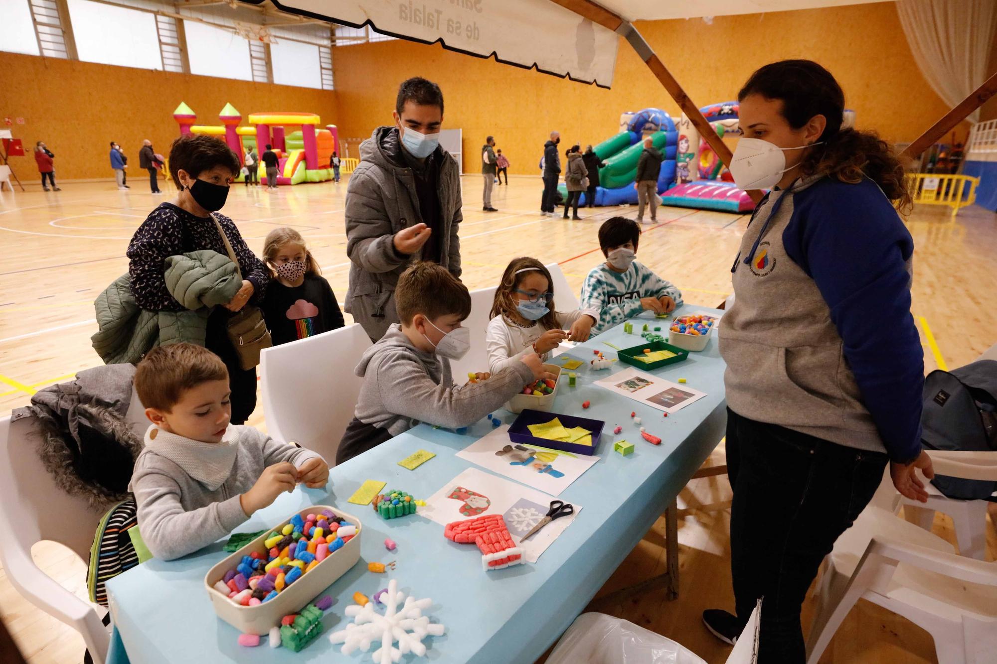 Una Navidad hinchable en Sant Jordi