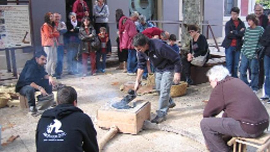 Banyoles Demostració de la tècnica metal·lúrgica