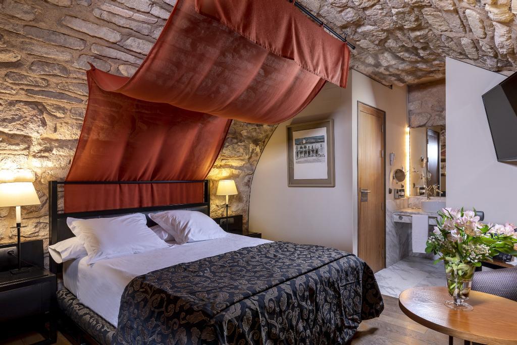 Habitaciones con encanto en Parador de Alarcón.