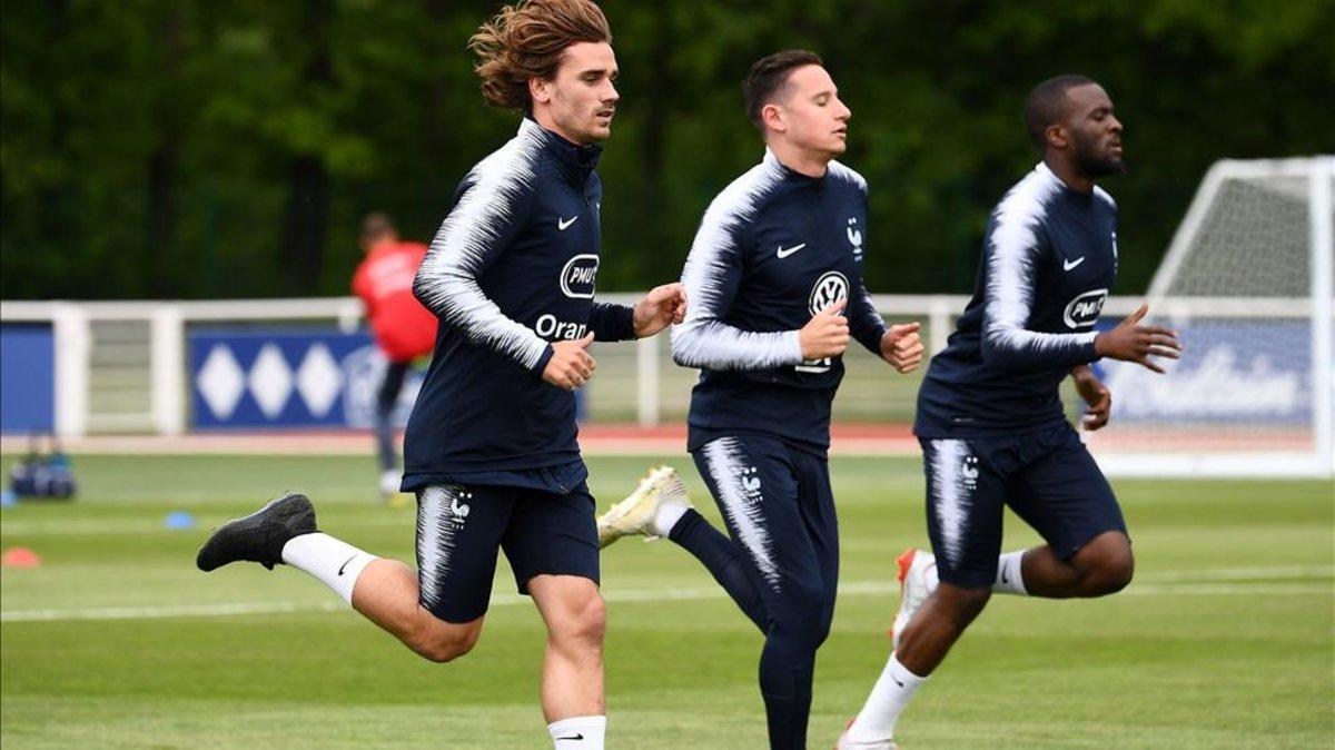 tandreufrance s forward antoine griezmann  l  takes part 190531214047