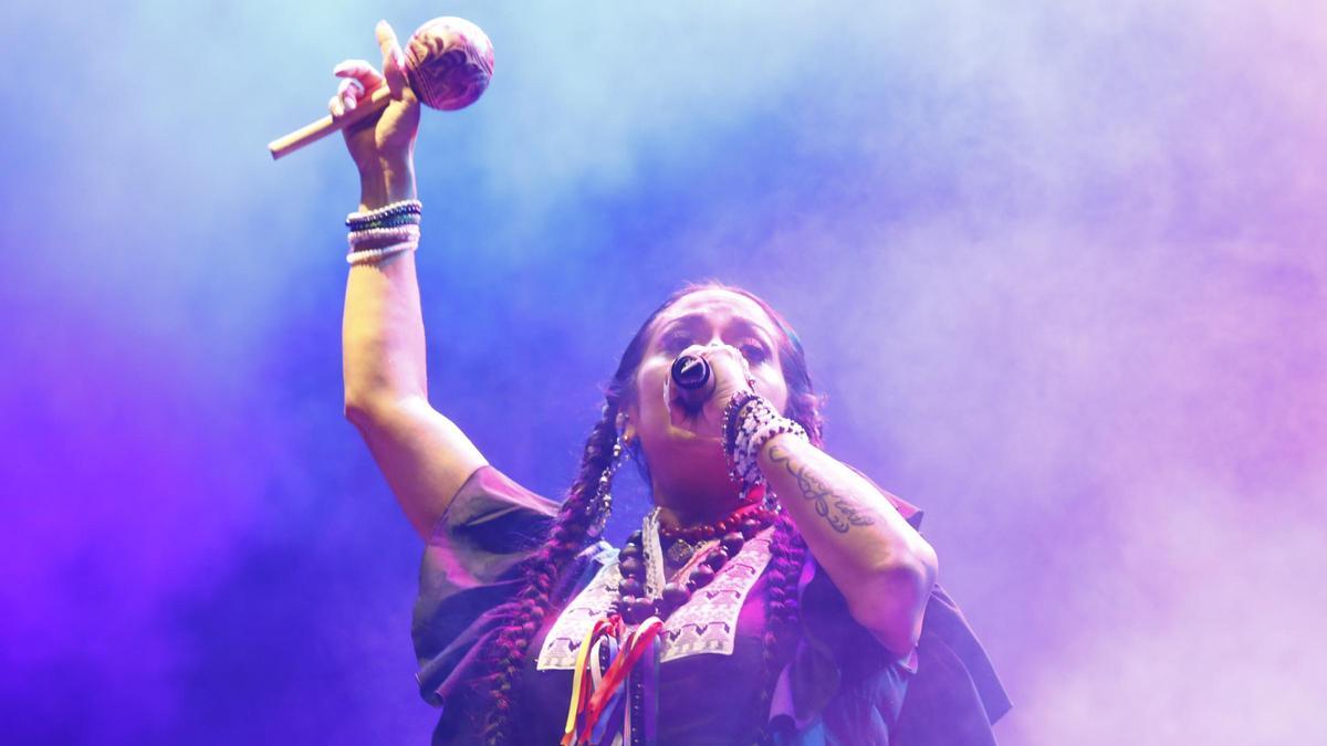 En imágenes | Zaragoza vibra en la primera jornada del Vive Latino