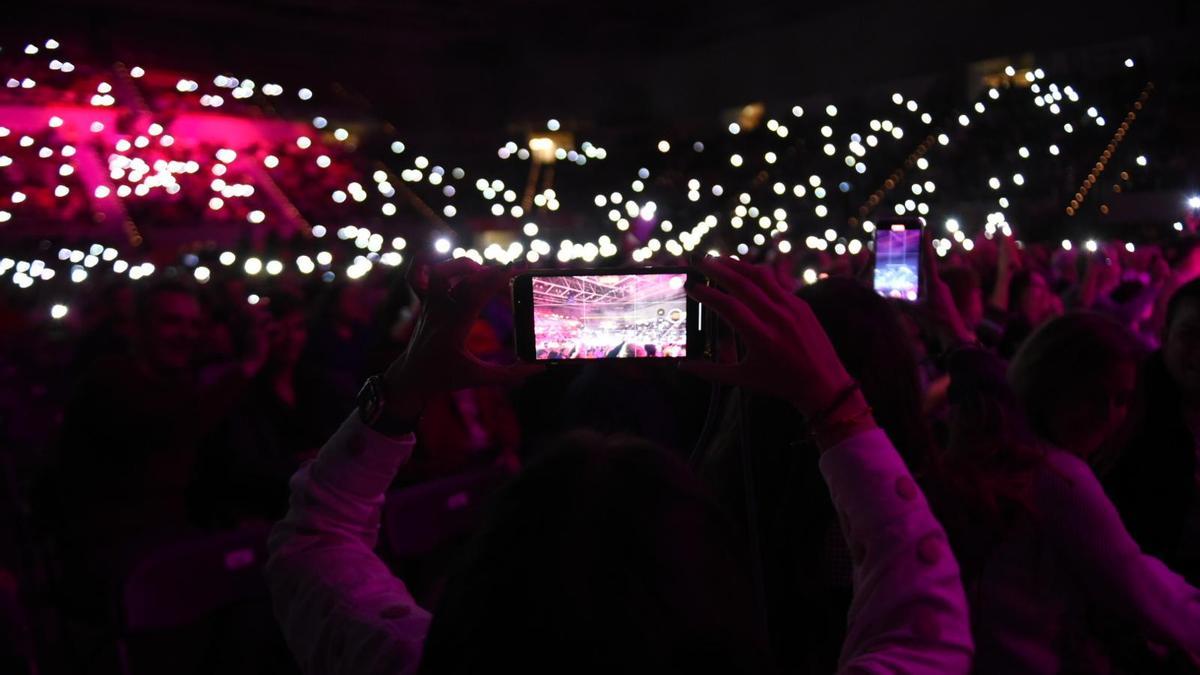Así ha sido el concierto solidario de los artistas aragoneses en apoyo a Valencia