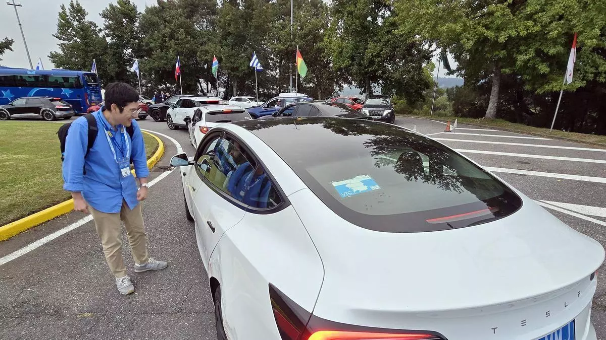 El conflicto entre taxis y Uber en Vigo entra ya en fase judicial