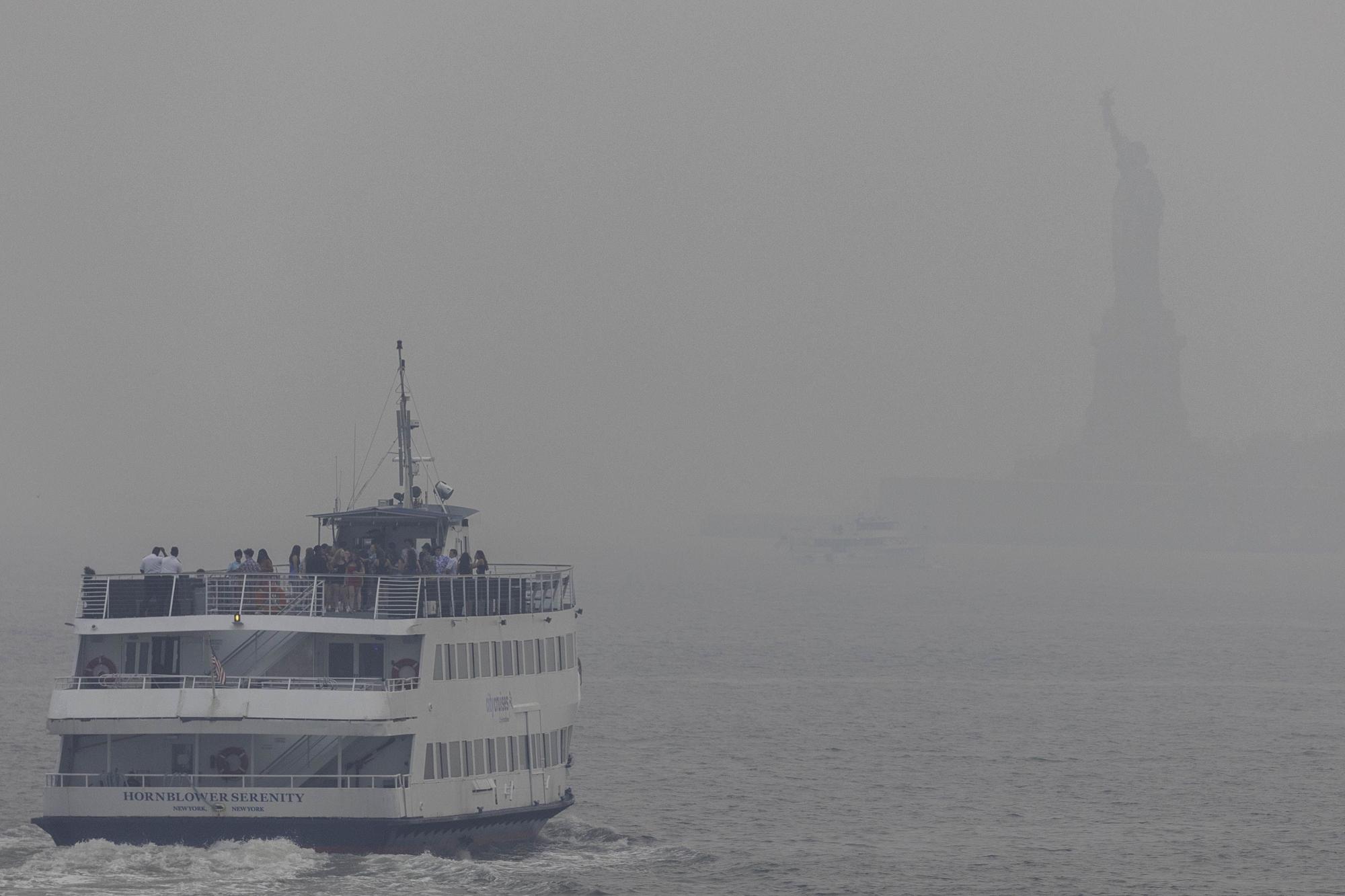 Nueva York cubierta por el humo