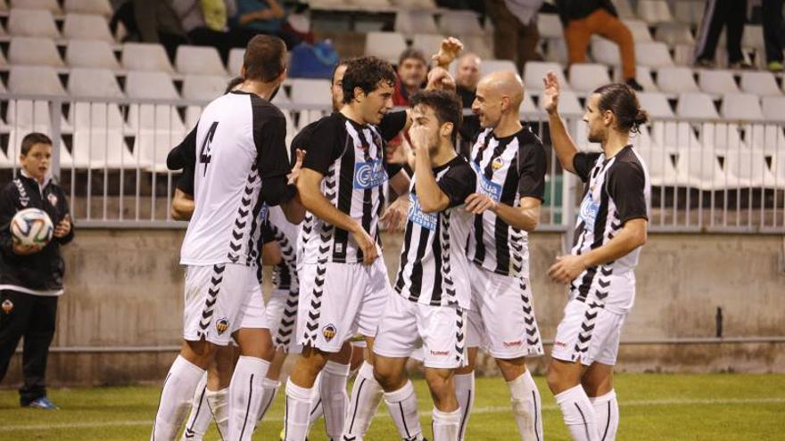 La plantilla y cuerpo técnico del CD Castellón piden a la afición que no falle en el &#039;play-off&#039;