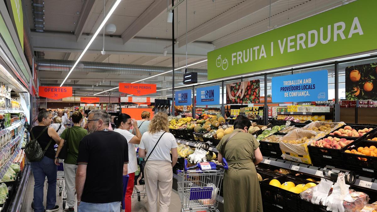 El nou supermercat està situat al carrer Dama d'Aragó