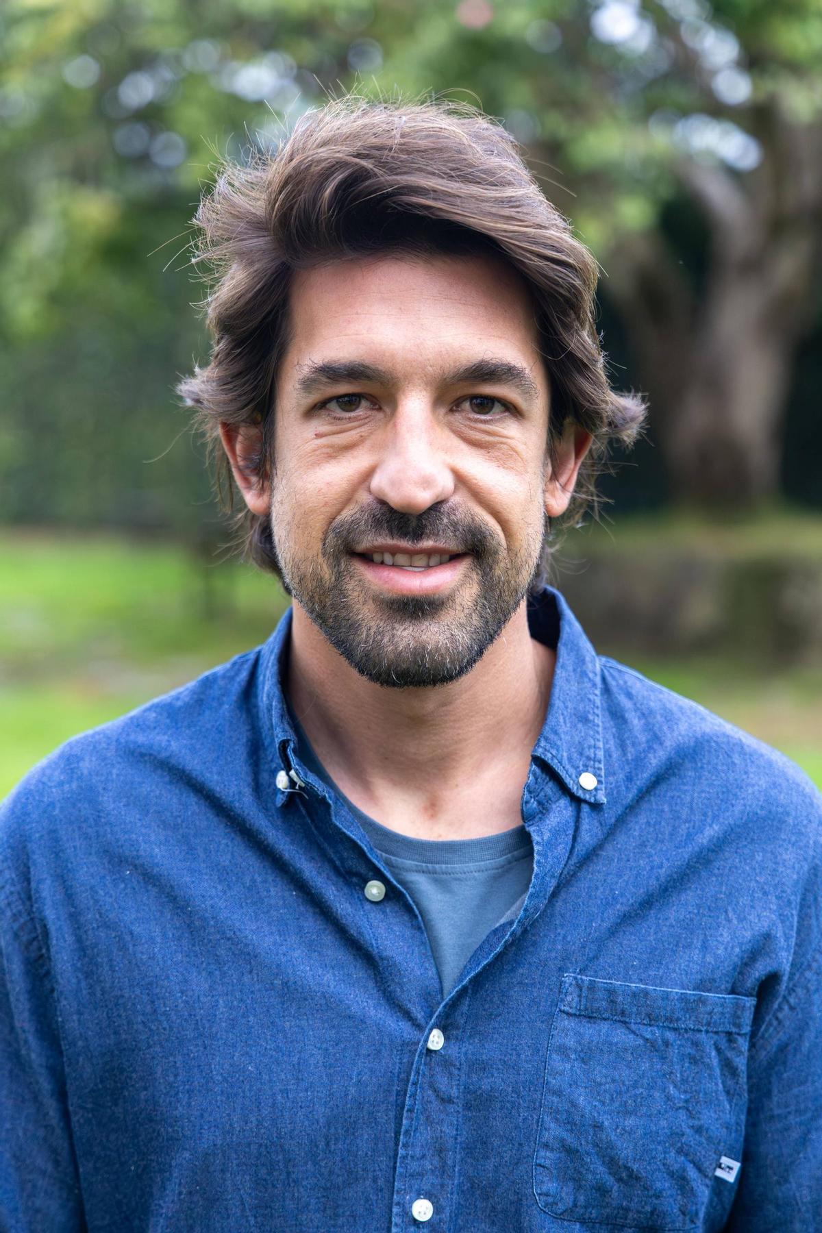 Carlos Gil.