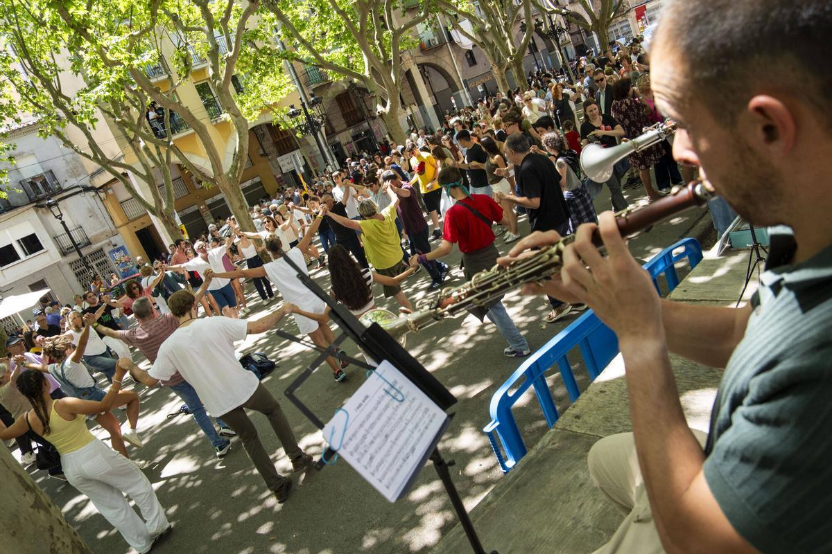 Els Saletes ressorgeixen a la Patum amb la nova sardana de Robert Agustina
