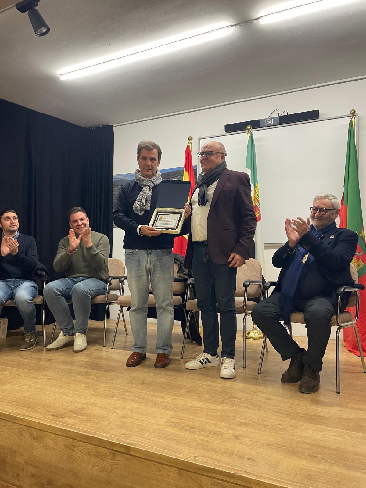 Emilio Arroyo, durante la toma de posesión del cargo de Cronista Oficial.