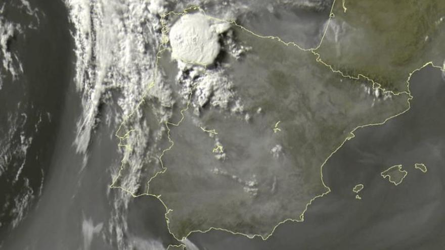 Imagen de satélite de la tormenta.