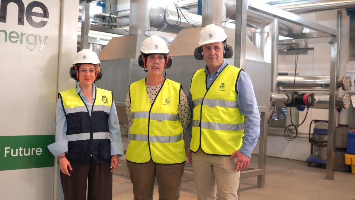 Rosa Dávila, Blanca Pérez y Alejandro Molowny en el Complejo Ambiental
