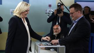 Le Pen dice que sus resultados "son una victoria en sí mismos"