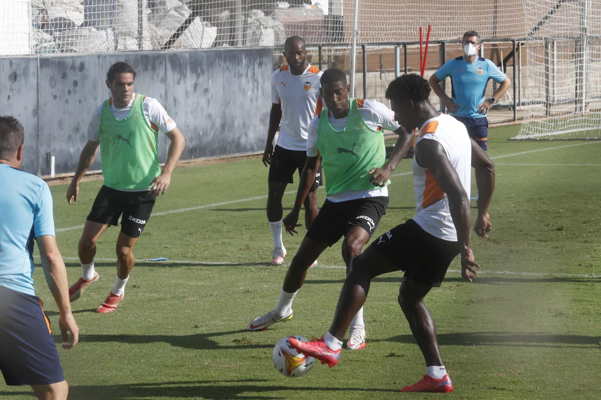 Entrenamiento matinal del Valencia CF 9-9-21