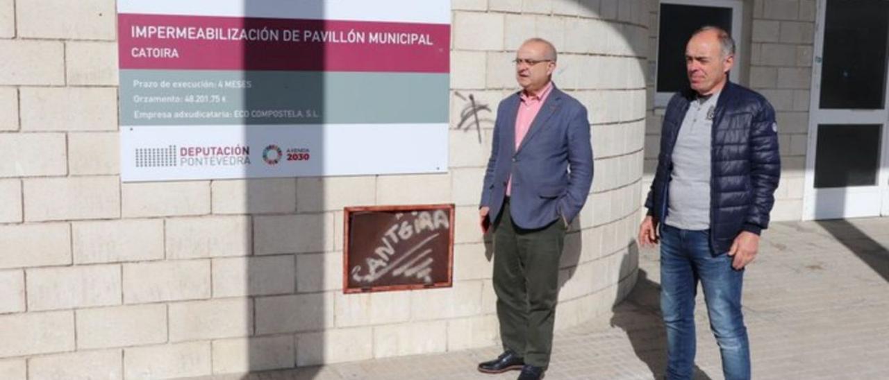 El alcalde Alberto García y el único concejal fiel que le quedó en el presente mandato.