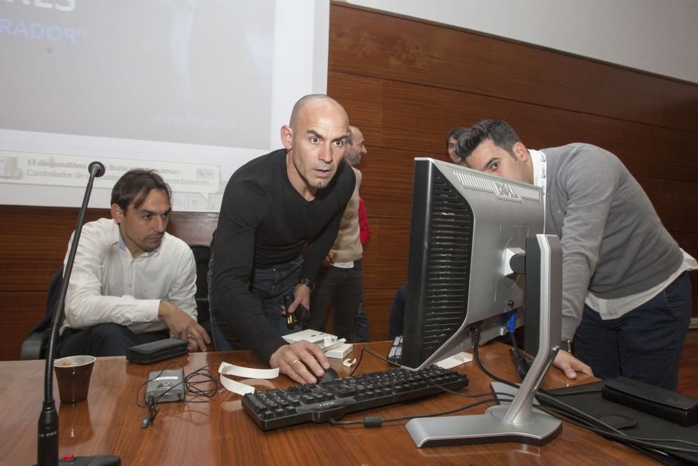 Paco Jémez, en una conferencia en A Coruña