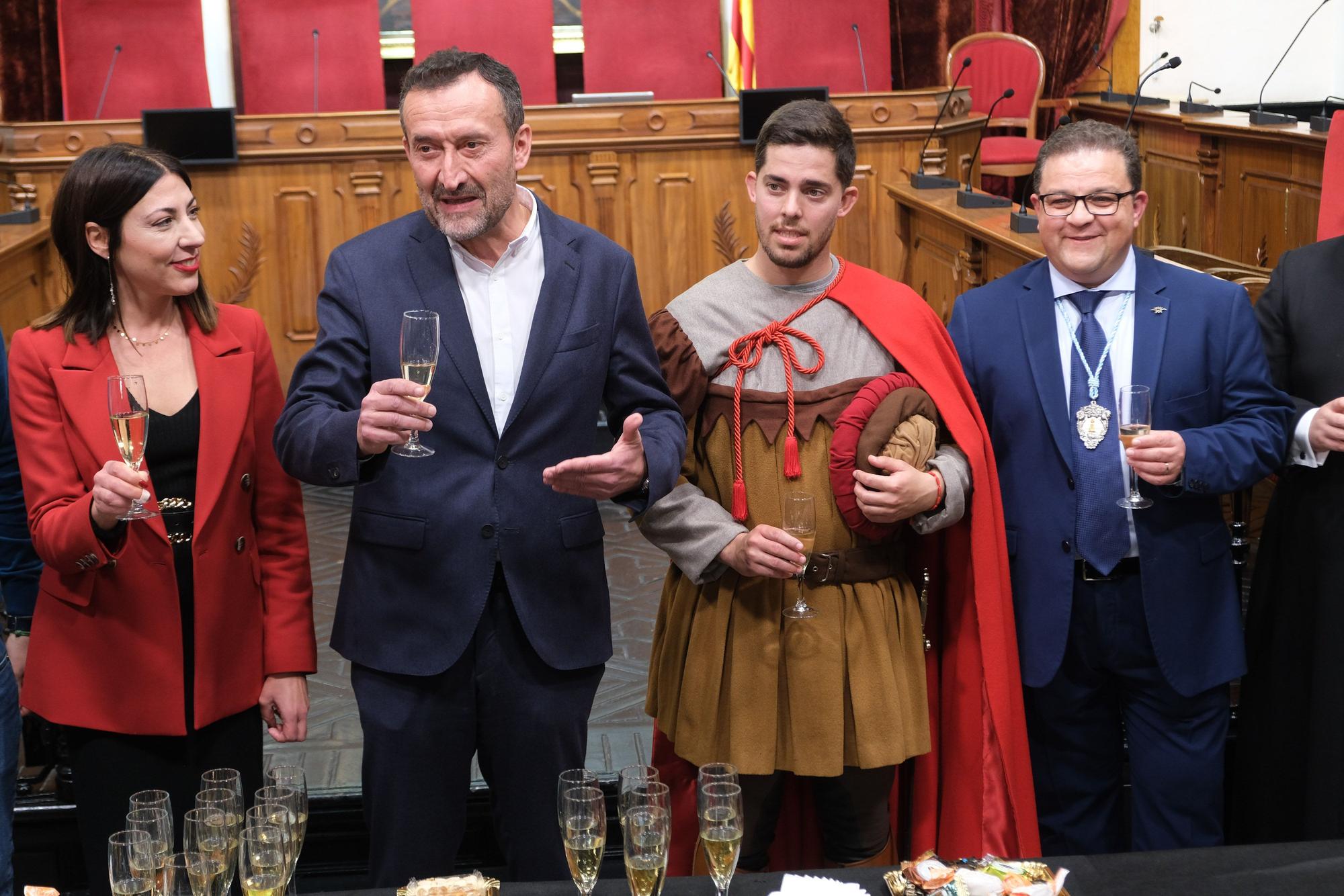 Así ha sido la Carrera de Cantó a caballo hasta la Plaza de Baix