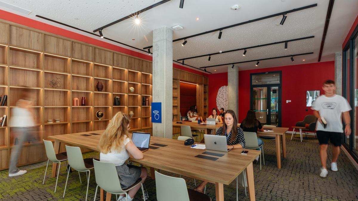 Livensa Living es uno de los principales operadores de residencias para estudiantes en España y Portugal.