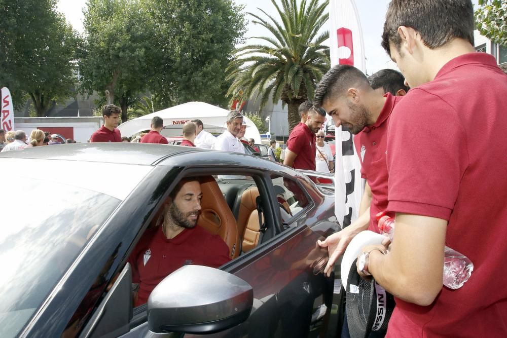 Visita del Sporting de Gijón a la Feria de Muestras de Asturias